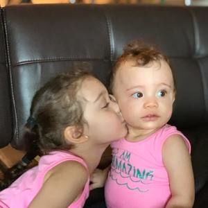 Meet your Posher, Noris